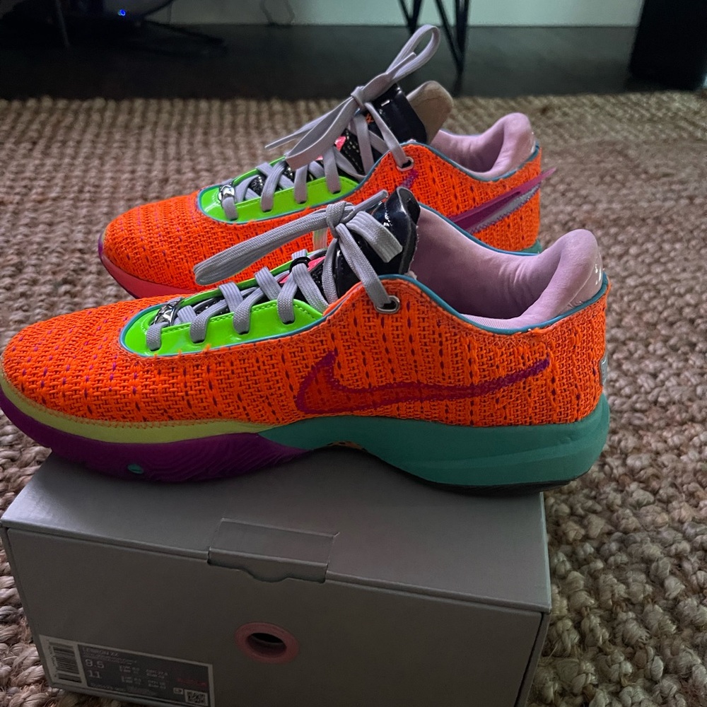 Lebron XX basketball shoes.  My son worn them twice.